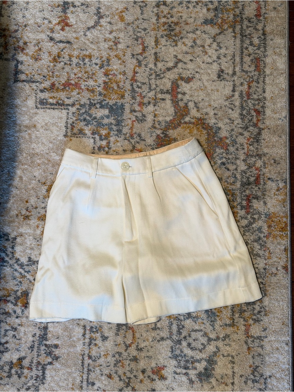 Scotch & Soda Cream Tailored High-Waist Shorts